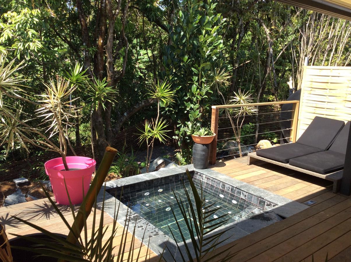 Le Lambablanc Bed & Breakfast Bras-Panon Bagian luar foto