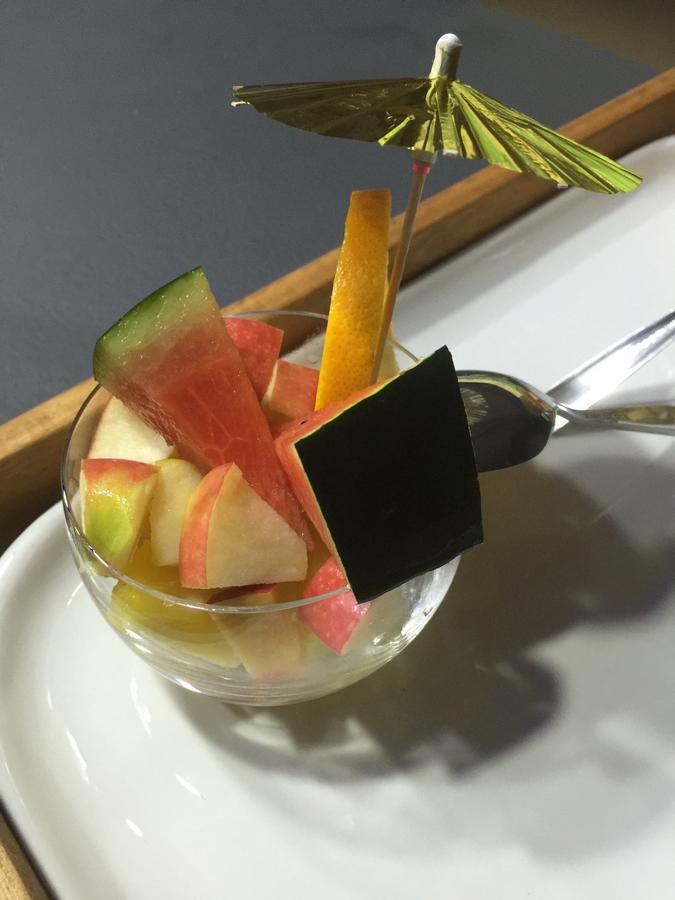 Le Lambablanc Bed & Breakfast Bras-Panon Bagian luar foto