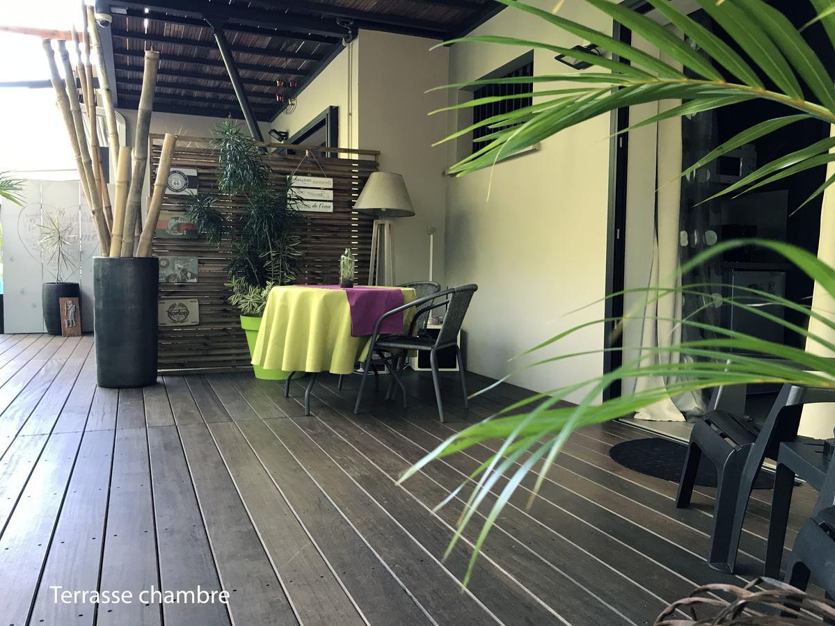 Le Lambablanc Bed & Breakfast Bras-Panon Bagian luar foto