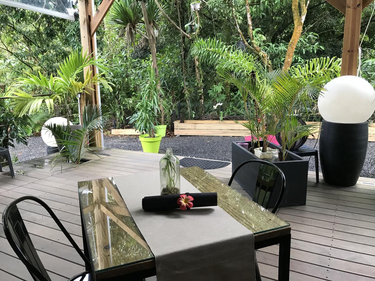 Le Lambablanc Bed & Breakfast Bras-Panon Bagian luar foto