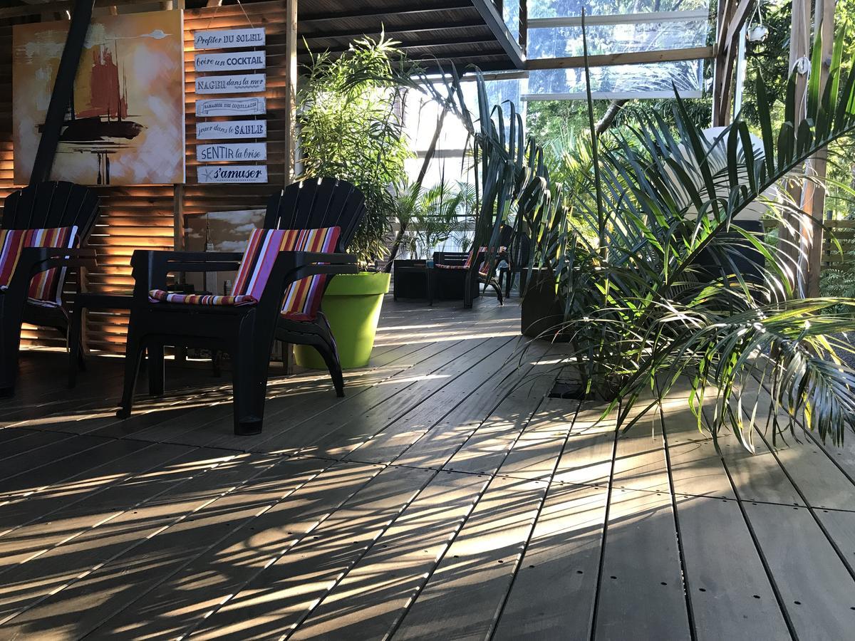 Le Lambablanc Bed & Breakfast Bras-Panon Bagian luar foto
