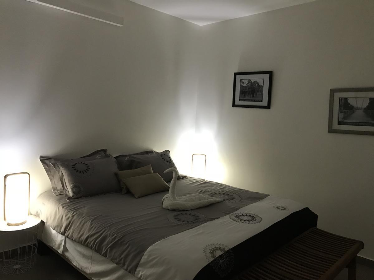 Le Lambablanc Bed & Breakfast Bras-Panon Bagian luar foto