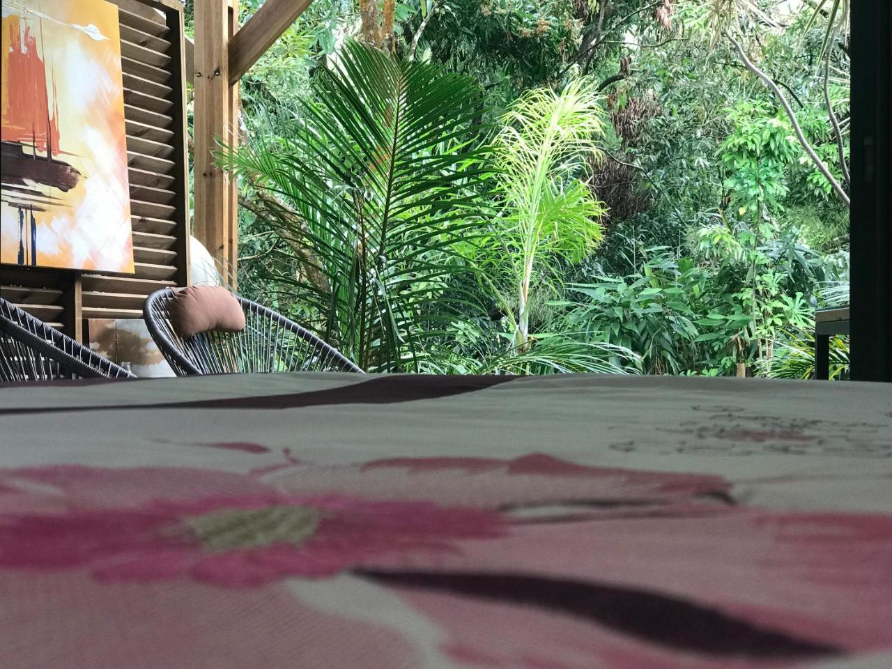 Le Lambablanc Bed & Breakfast Bras-Panon Bagian luar foto